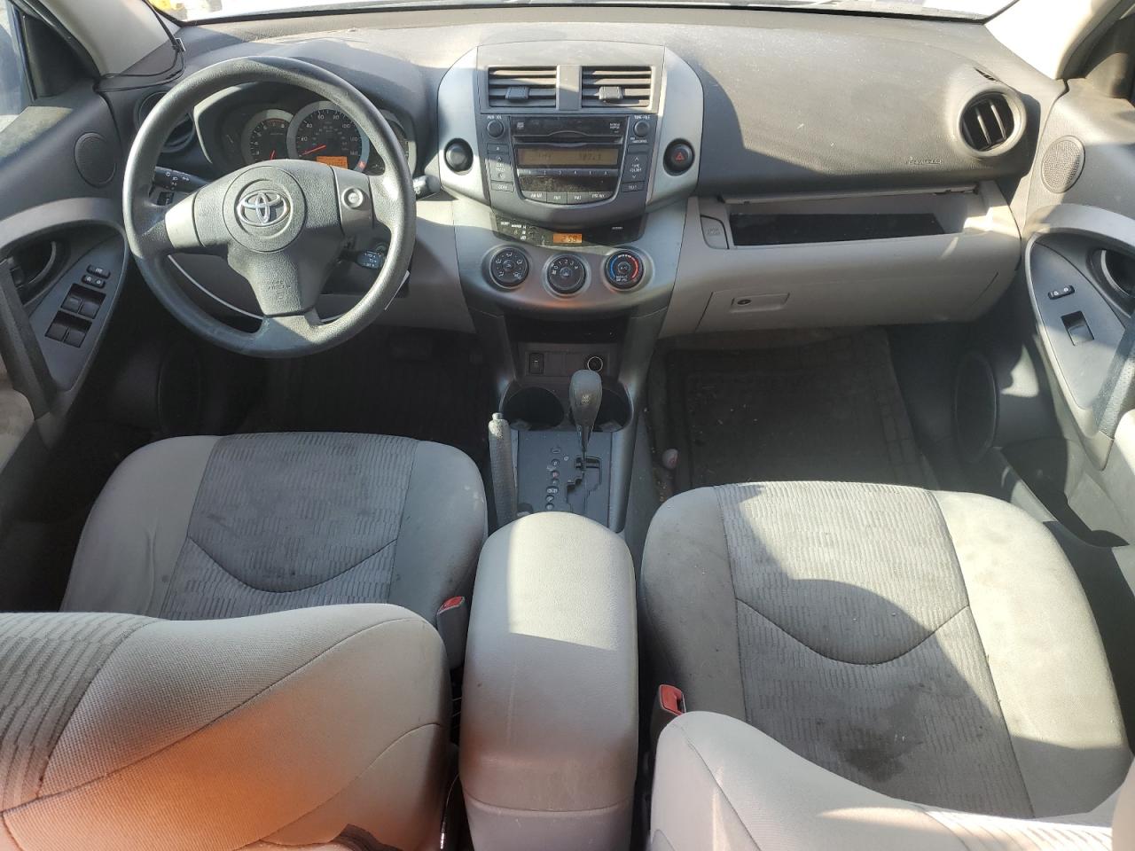 2011 Toyota RAV 4 - Image 8