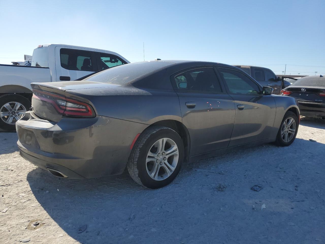 2019 Dodge Charger - Image 3
