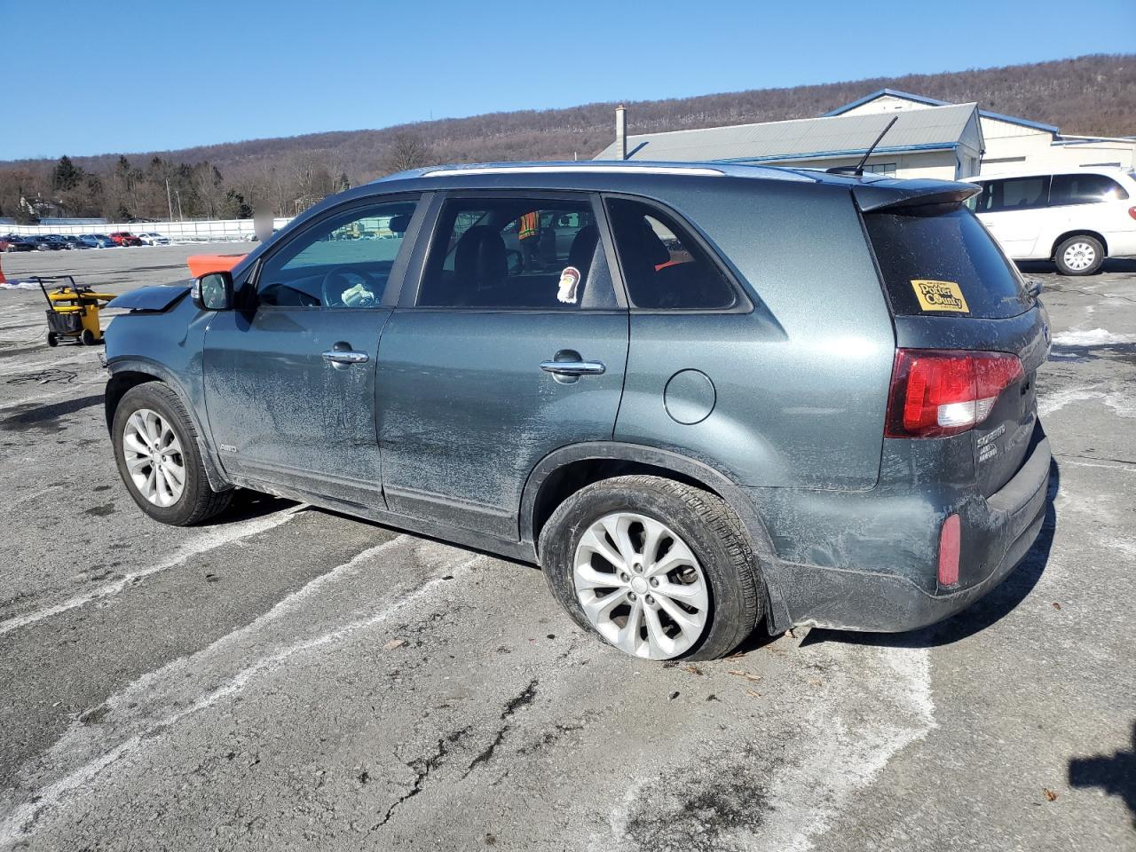 2015 Kia Sorento - Image 2