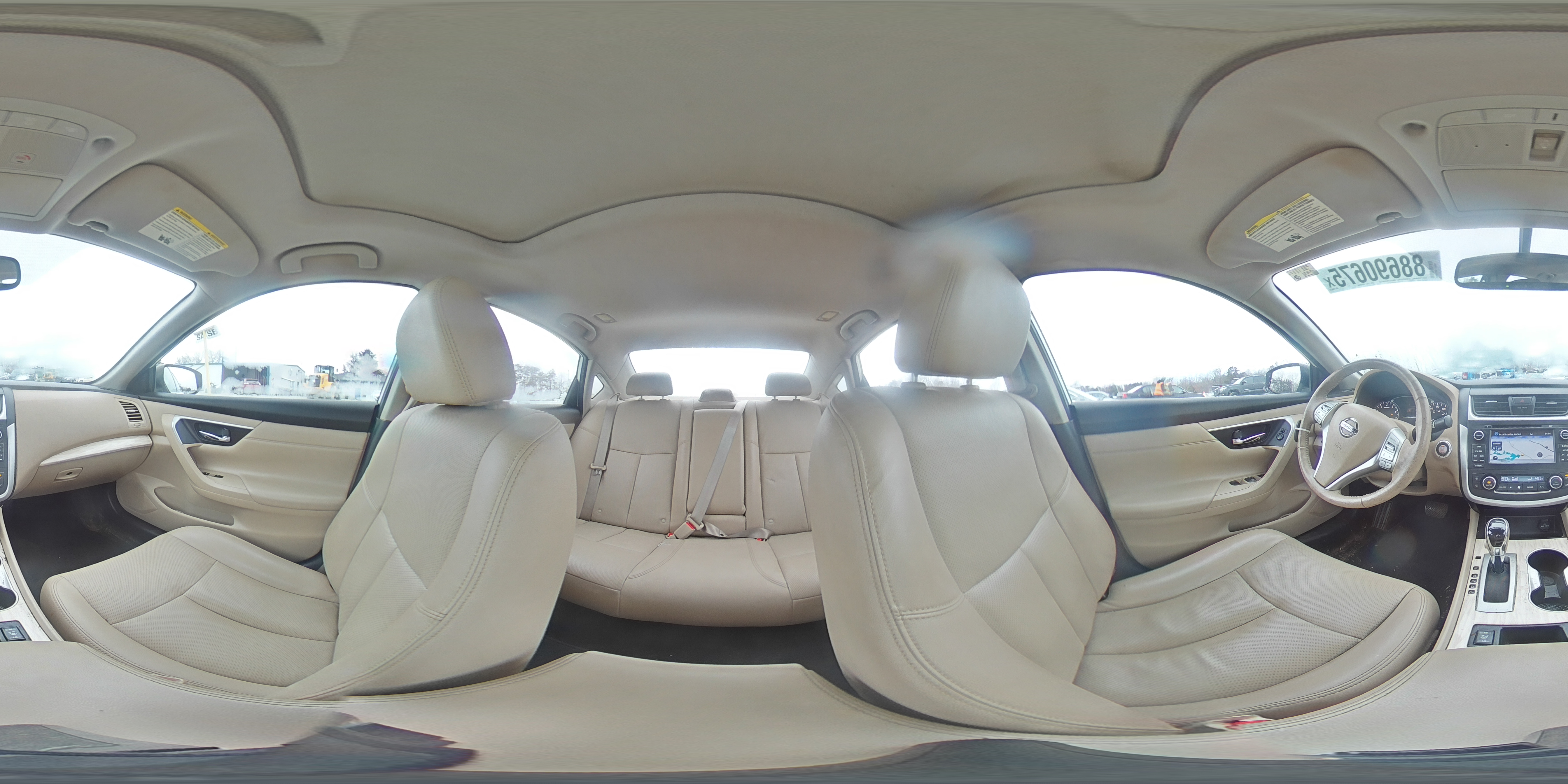 2016 Nissan Altima - Image 12