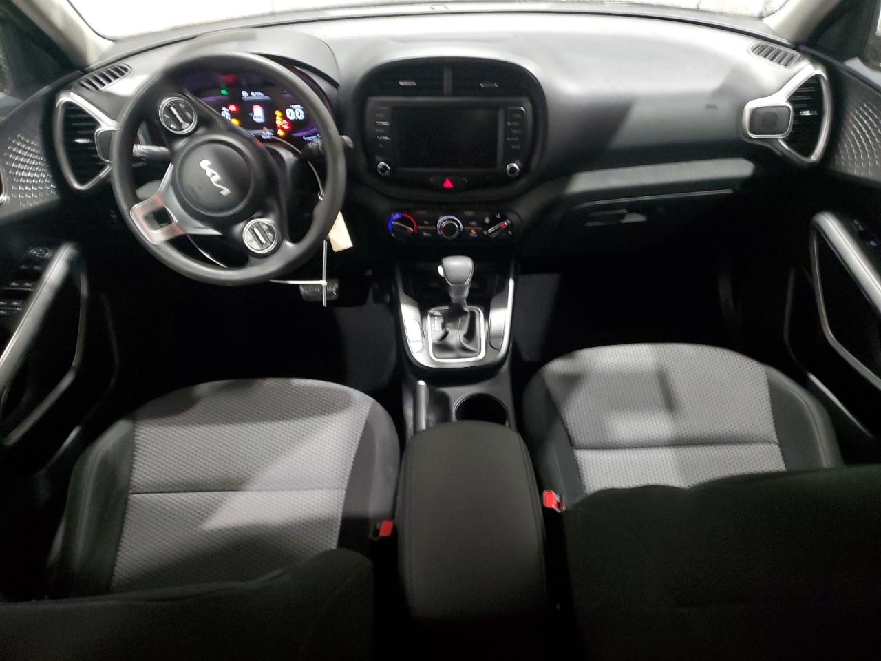 2023 Kia Soul - Image 8