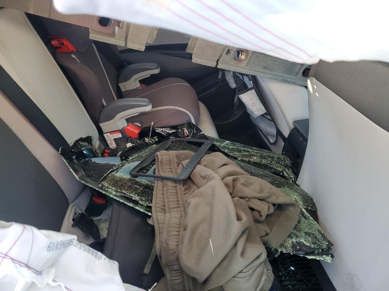 2022 Toyota Corolla - Image 11