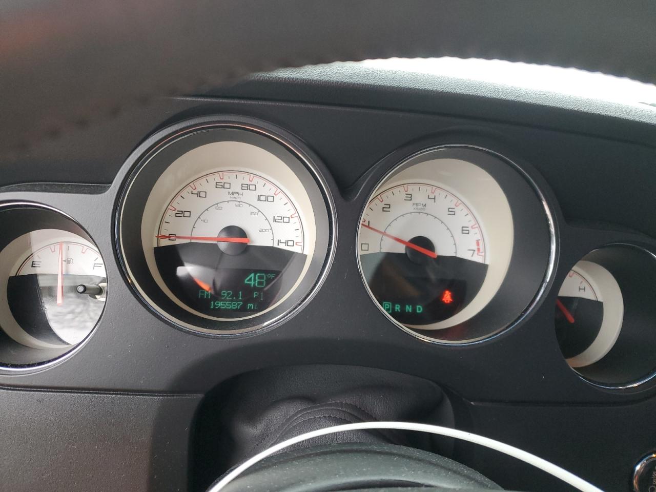 2014 Dodge Challenger - Image 9