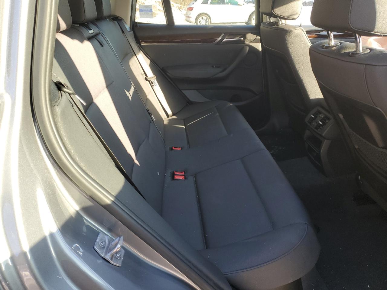 2015 BMW X3 - Image 12
