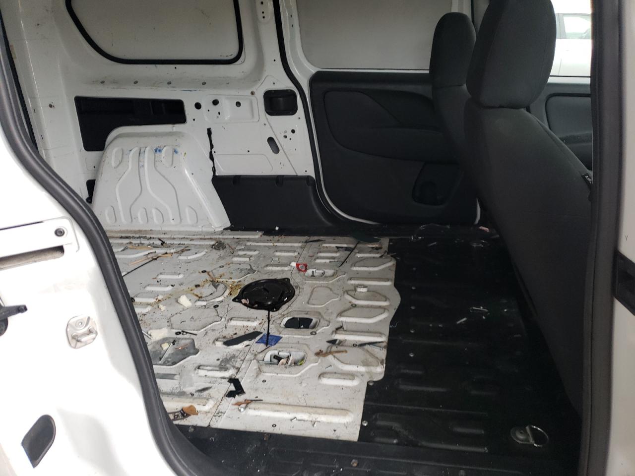 2017 RAM ProMaster City - Image 10