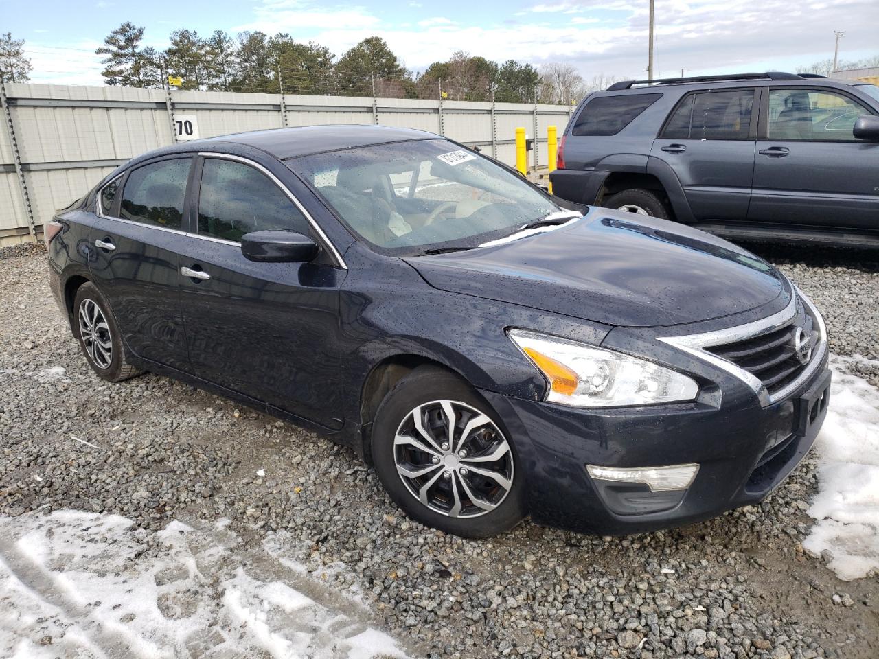 2015 Nissan Altima - Image 4