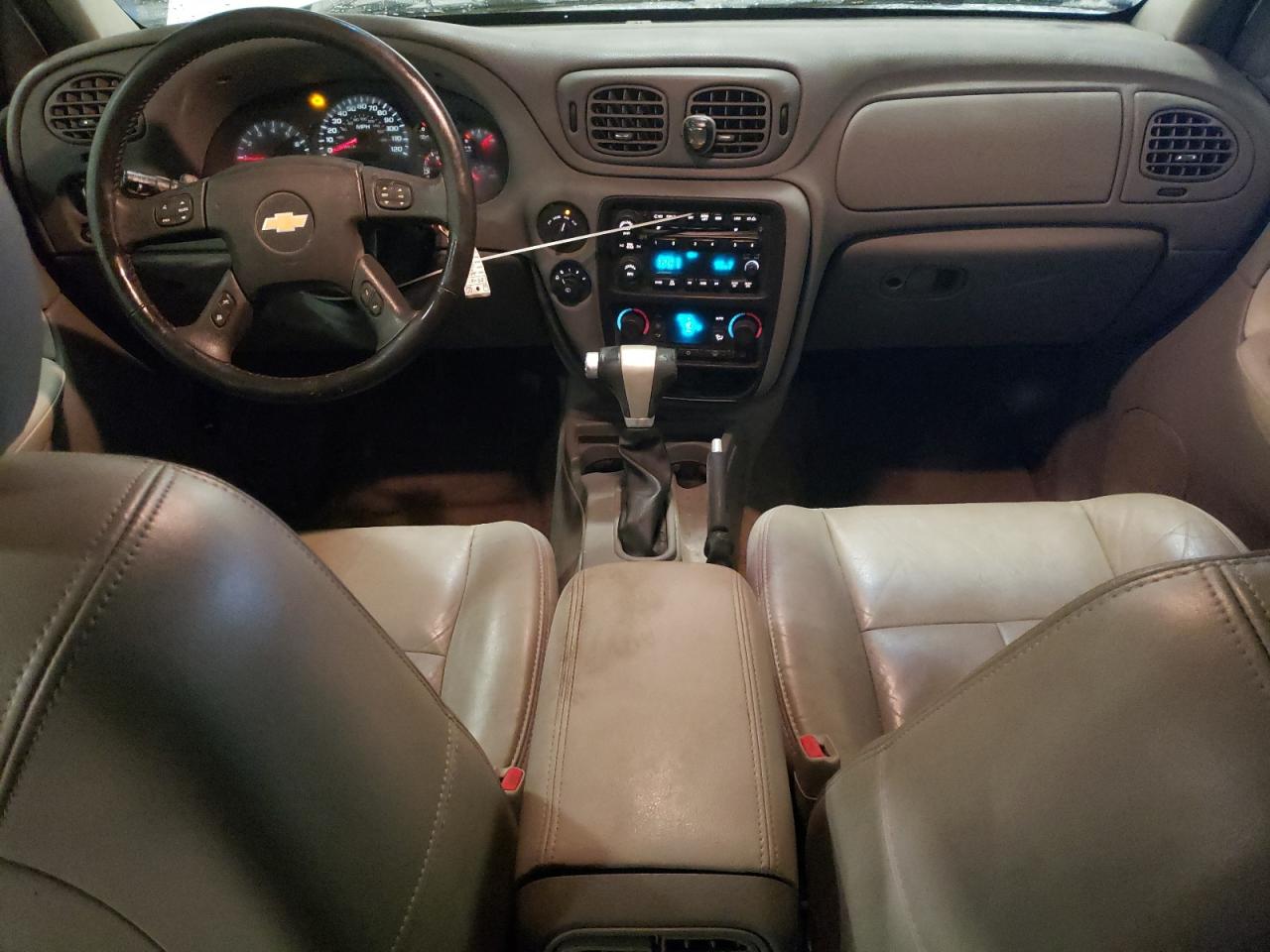 2005 Chevrolet TrailBlazer - Image 8