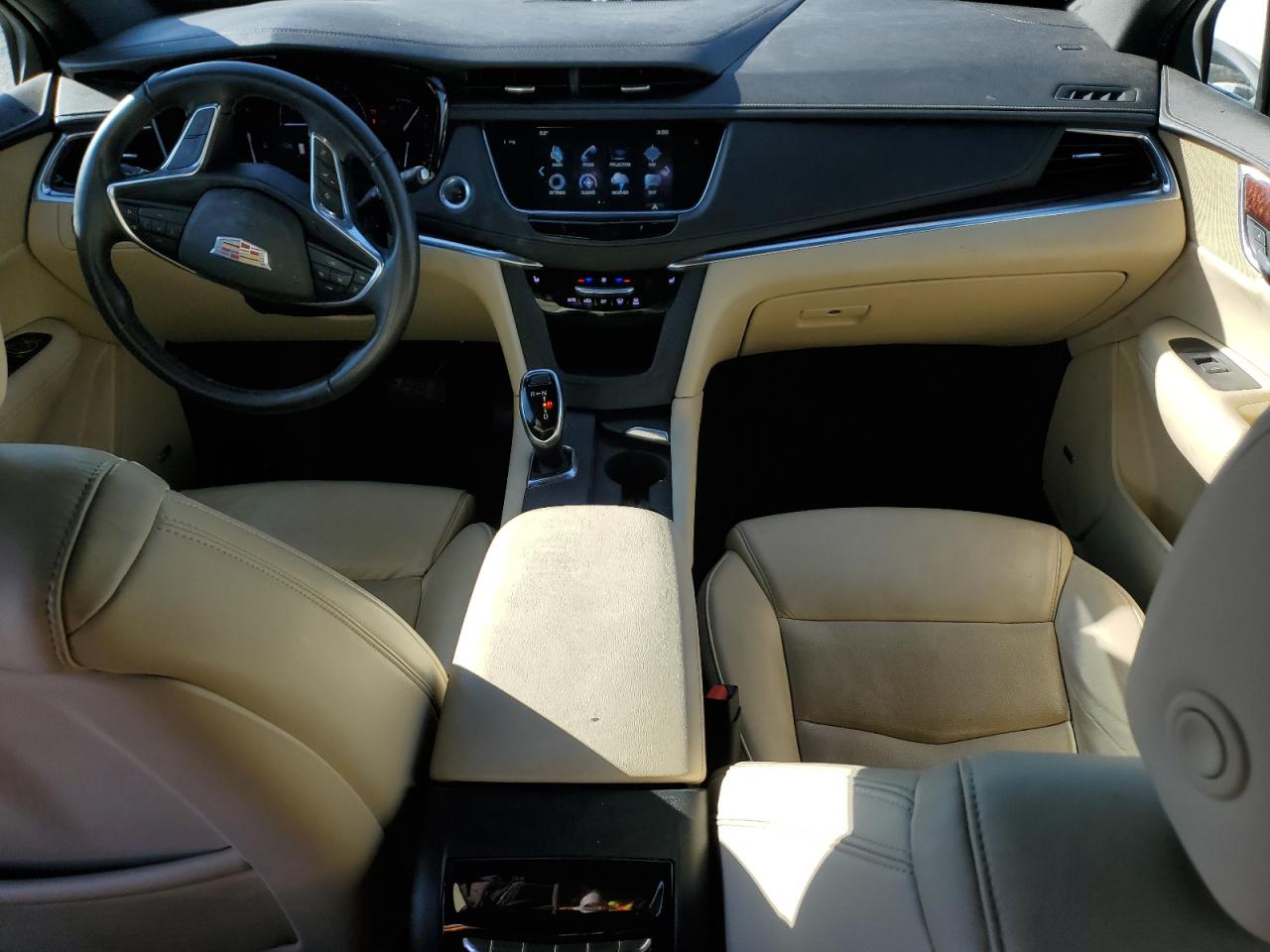 2017 Cadillac XT5 - Image 8