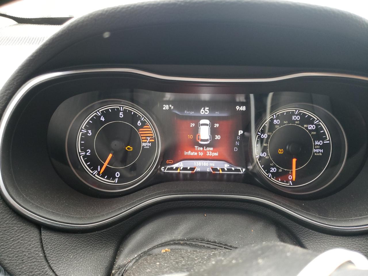 2019 Jeep Grand Cherokee - Image 9