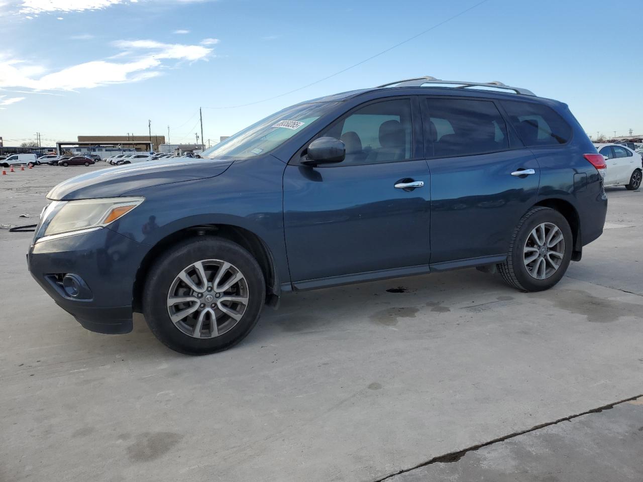 2014 Nissan Pathfinder - Image 1