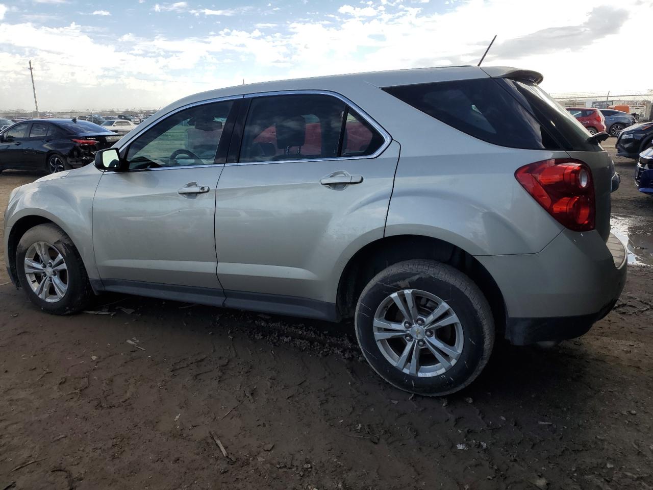 2015 Chevrolet Equinox - Image 2