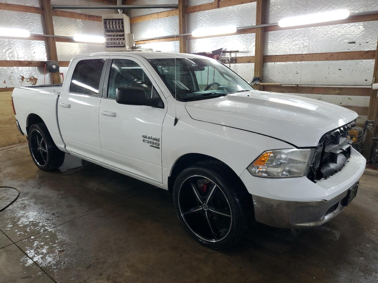 2021 RAM 1500 - Image 4
