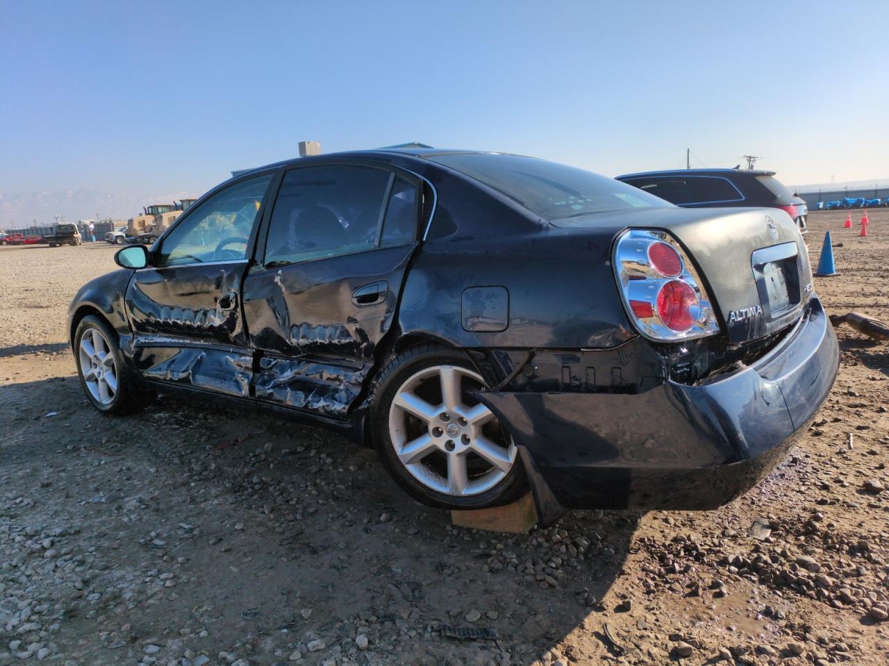 2006 Nissan Altima - Image 2