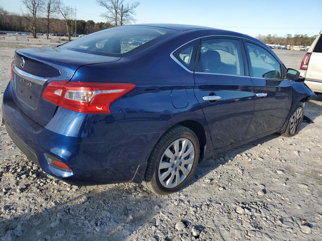 2019 Nissan Sentra - Image 3