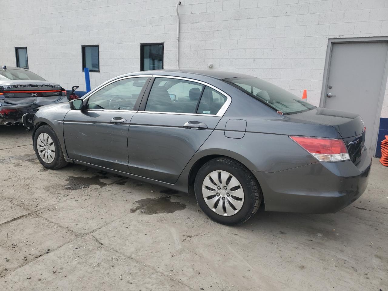 2010 Honda Accord - Image 2