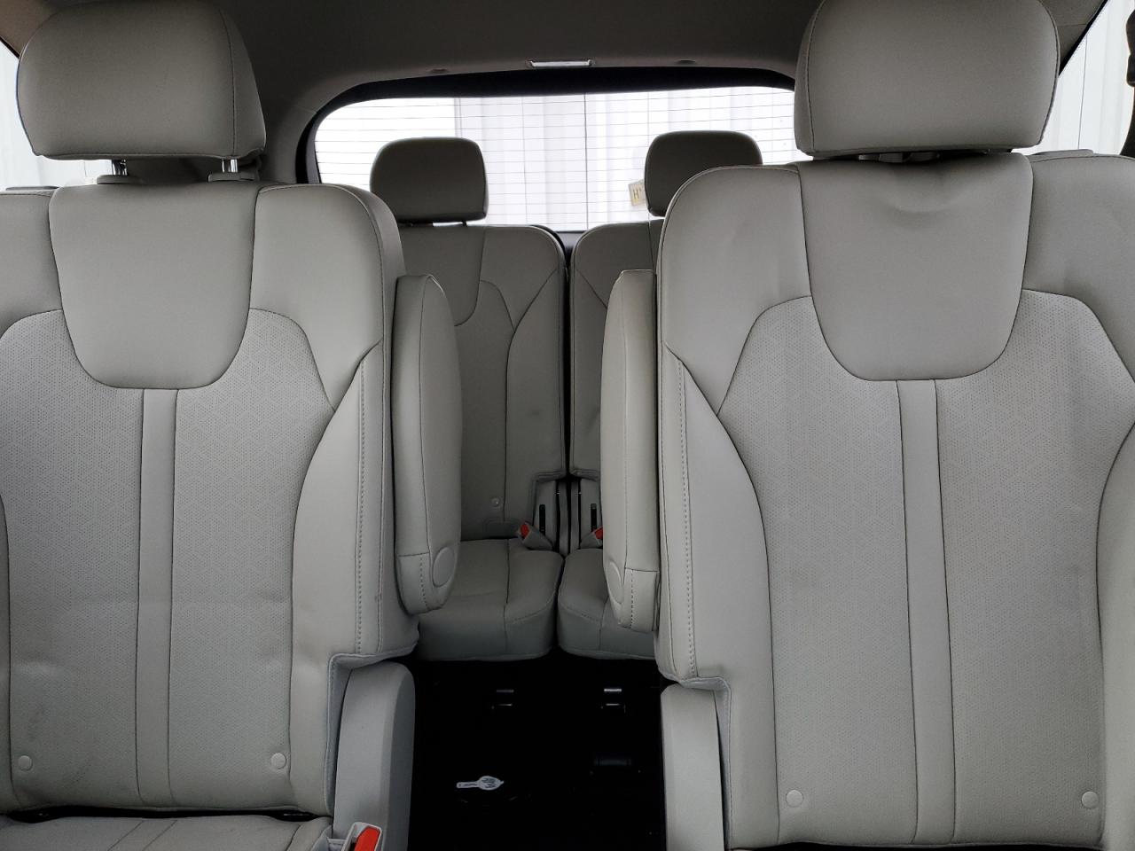 2021 Kia Sorento - Image 10