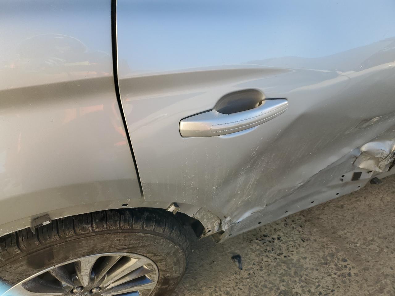 2019 Lincoln Nautilus - Image 10