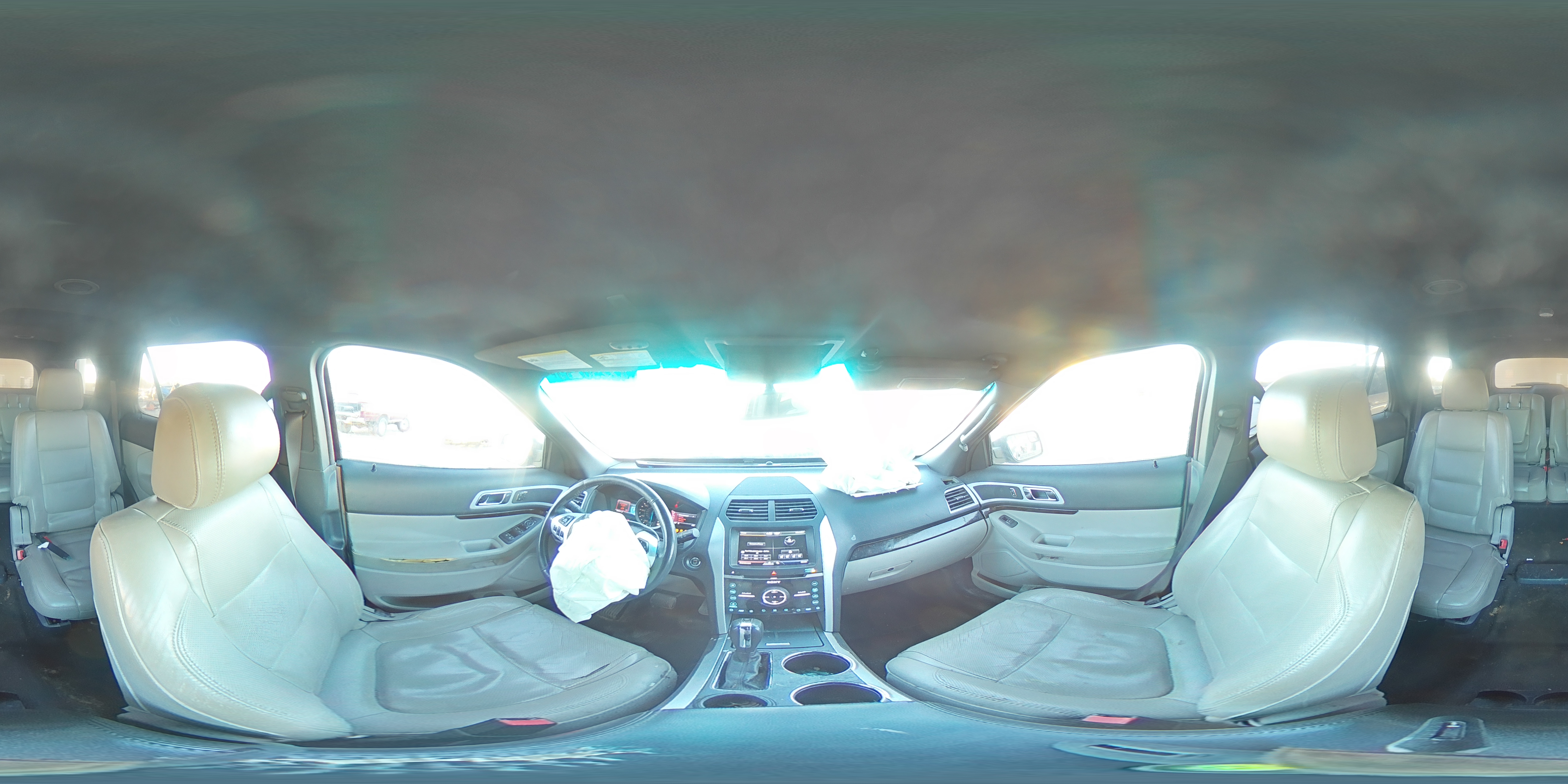 2012 Ford Explorer - Image 13