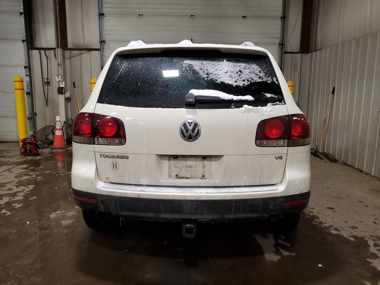 2009 Volkswagen Touareg - Image 6