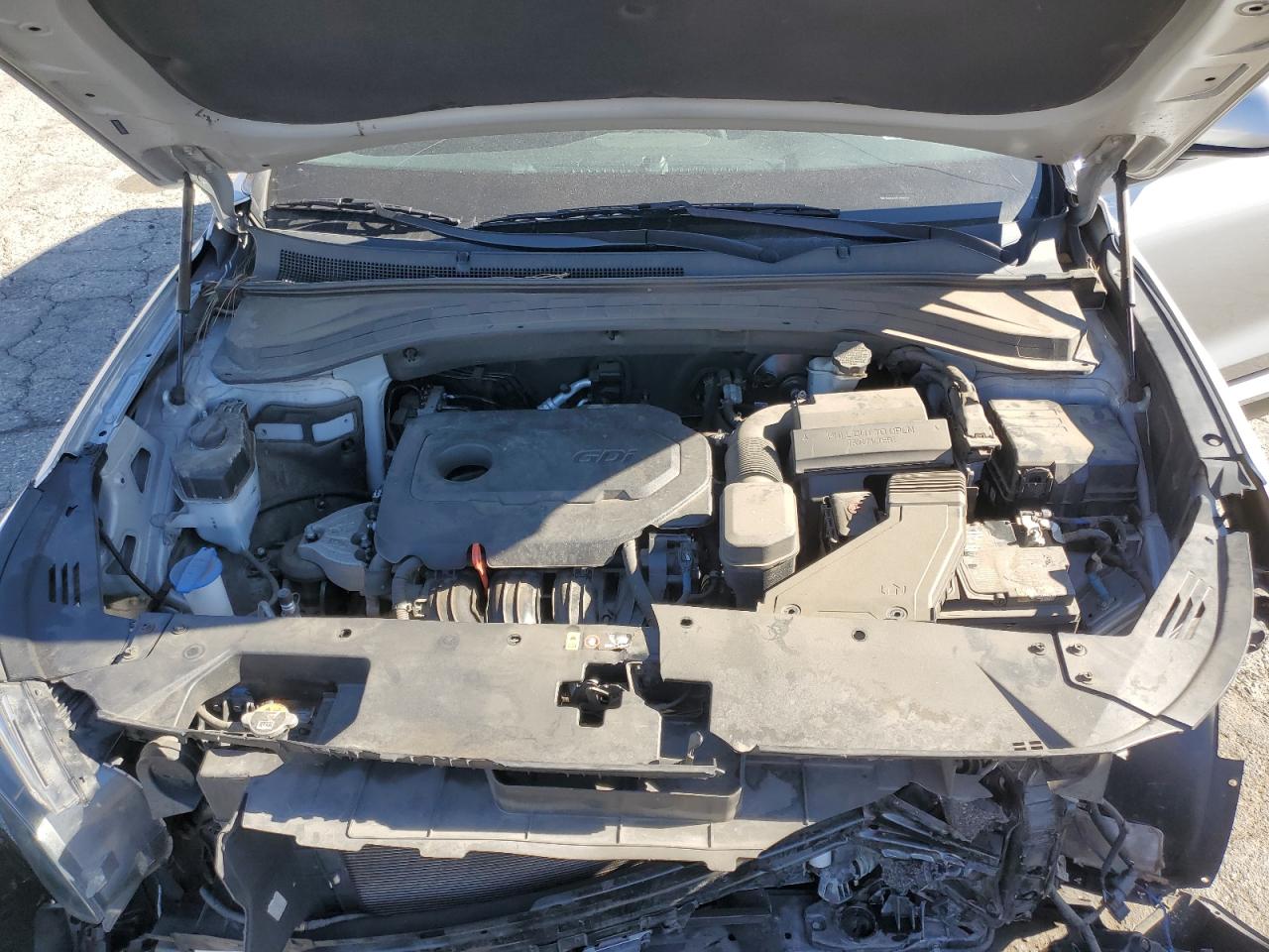 2020 Hyundai Santa Fe - Image 12