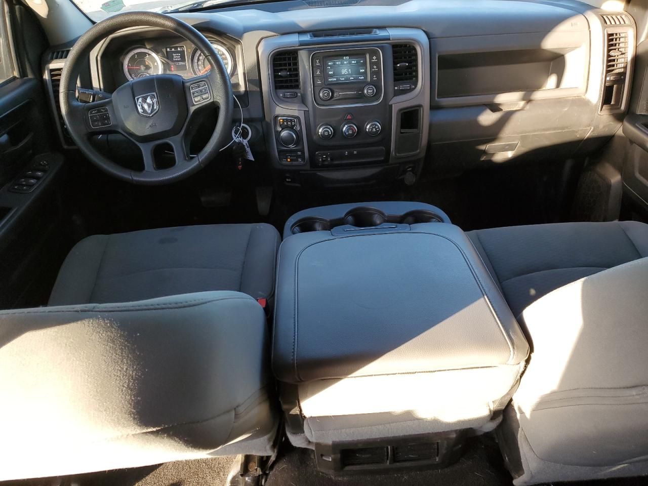 2016 RAM 1500 - Image 8