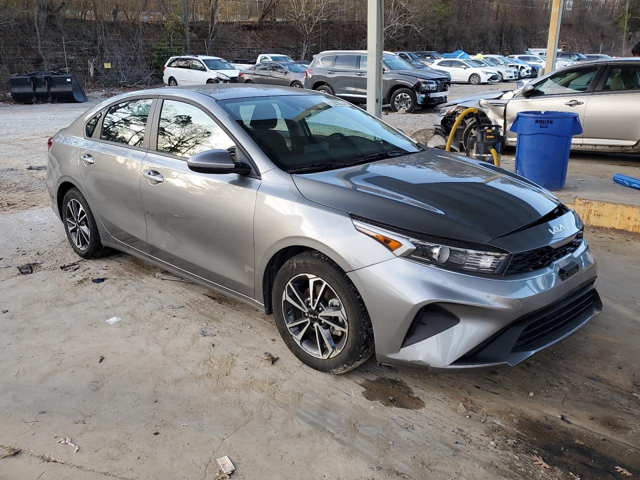 2024 Kia Forte - Image 4