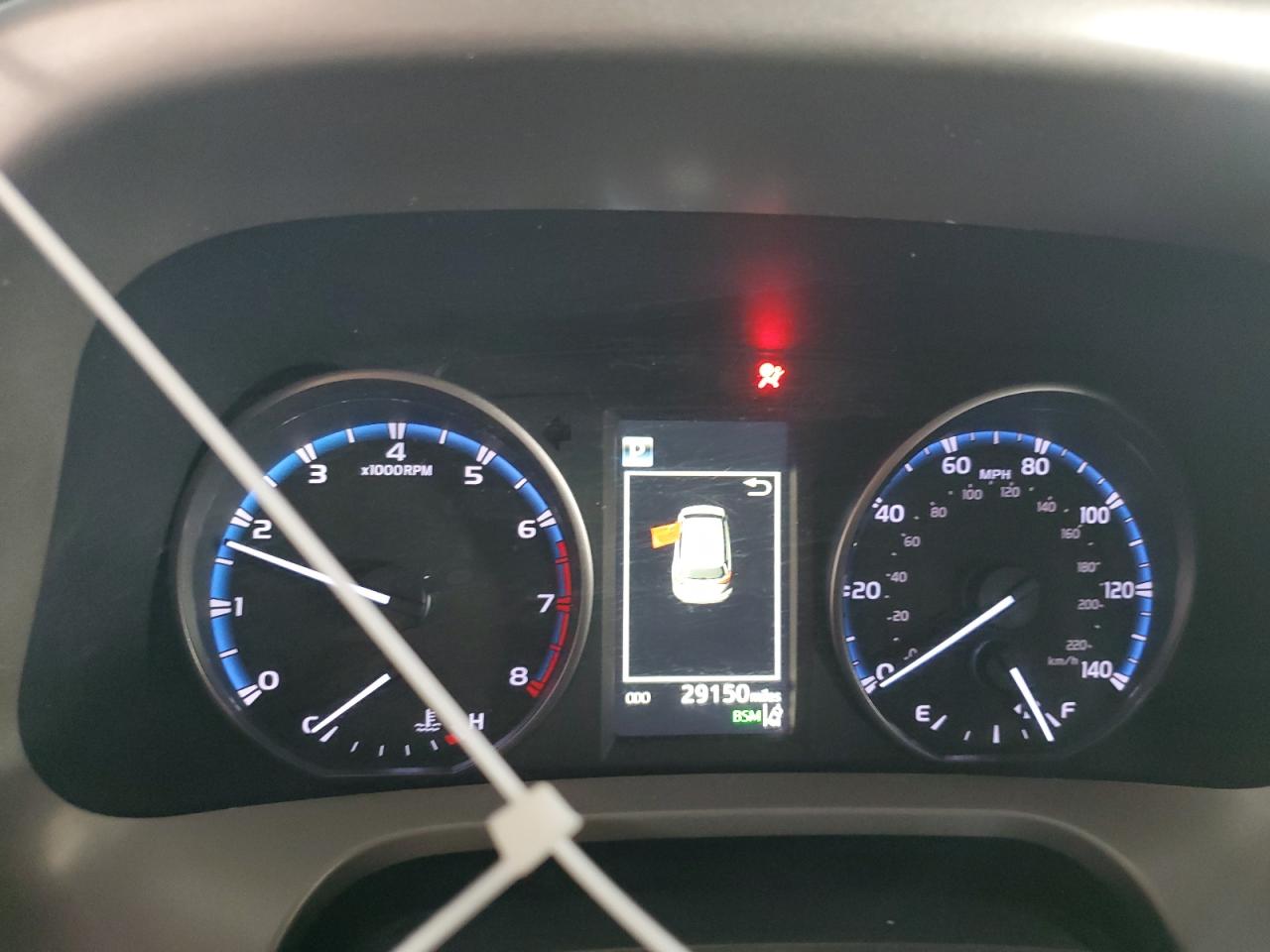 2018 Toyota RAV 4 - Image 9