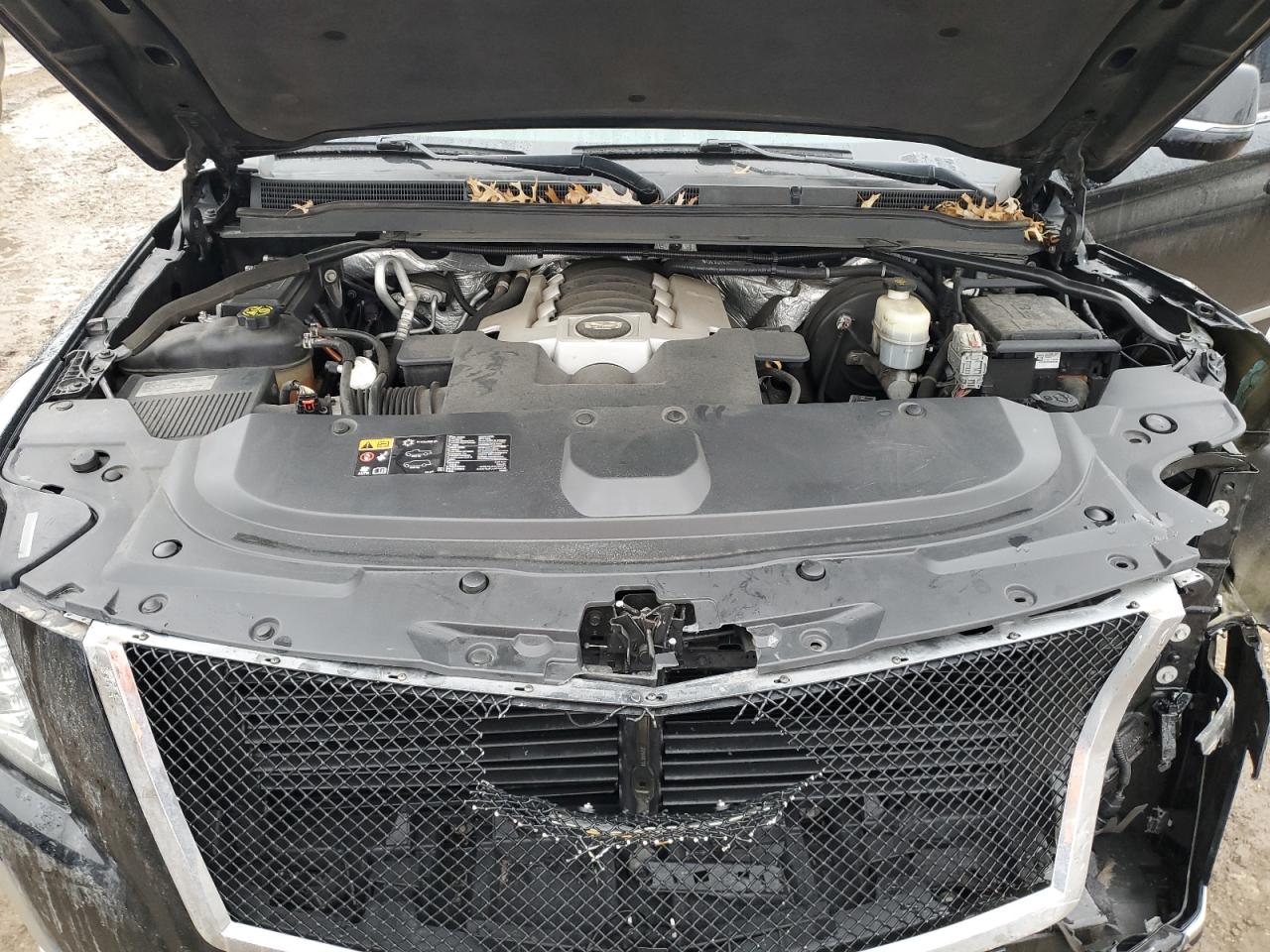2015 Cadillac Escalade - Image 12