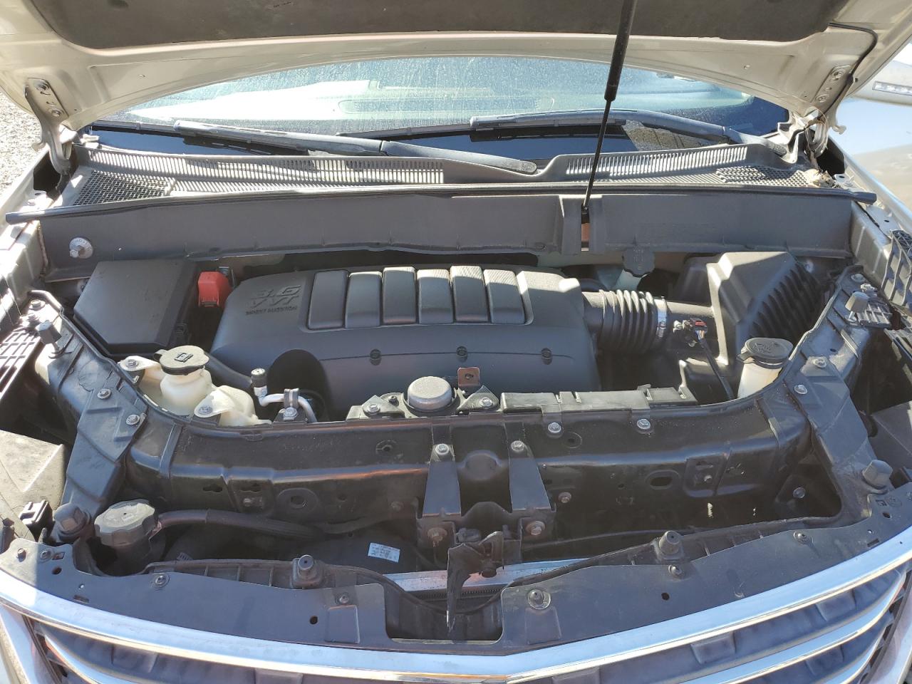 2016 Chevrolet Traverse - Image 12