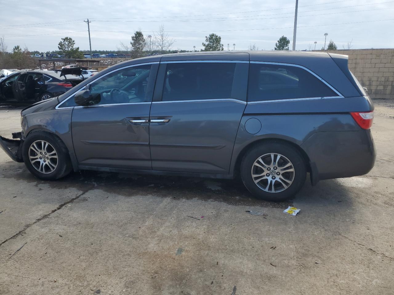 2013 Honda Odyssey - Image 2