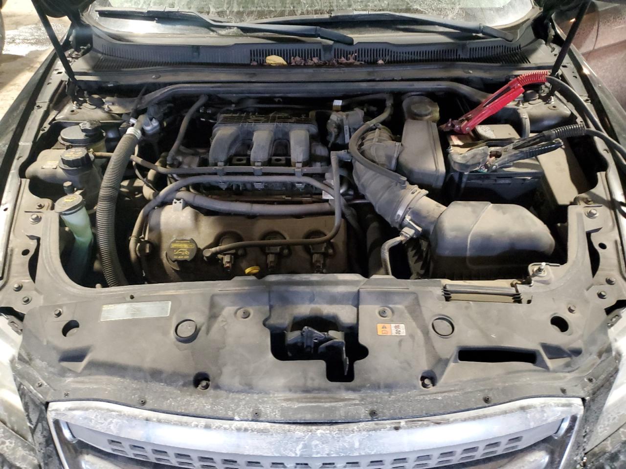 2011 Ford Taurus - Image 12