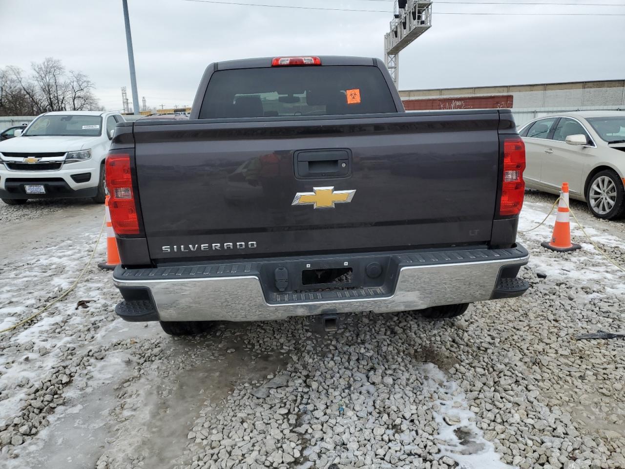2015 Chevrolet Silverado - Image 6