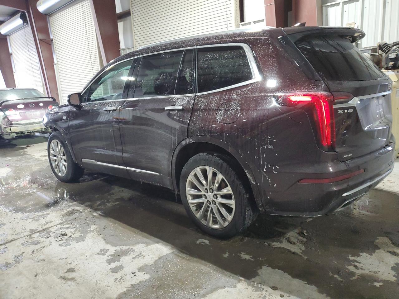 2021 Cadillac XT6 - Image 2