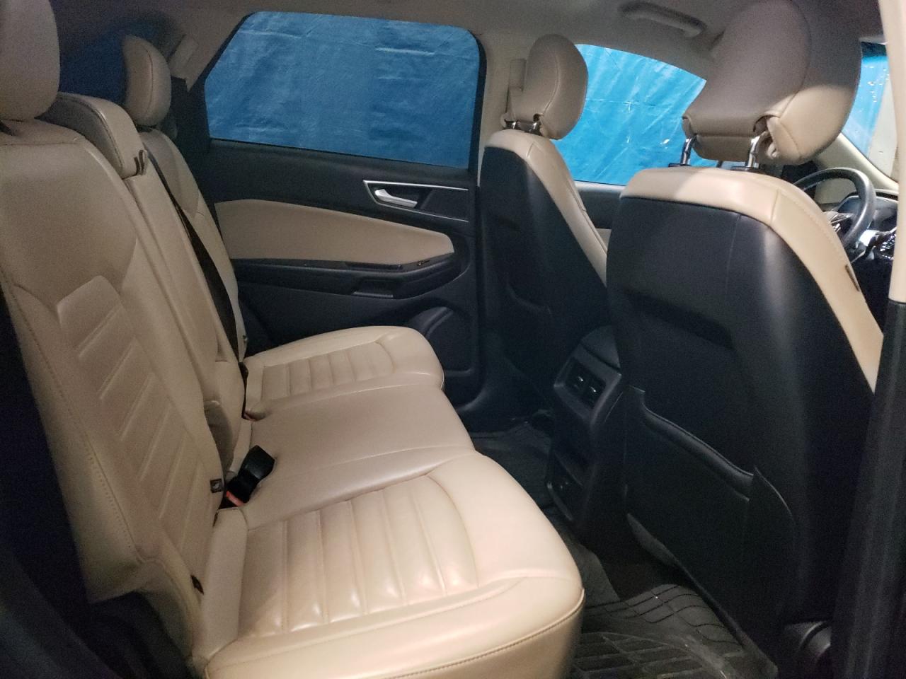 2017 Ford Edge - Image 11