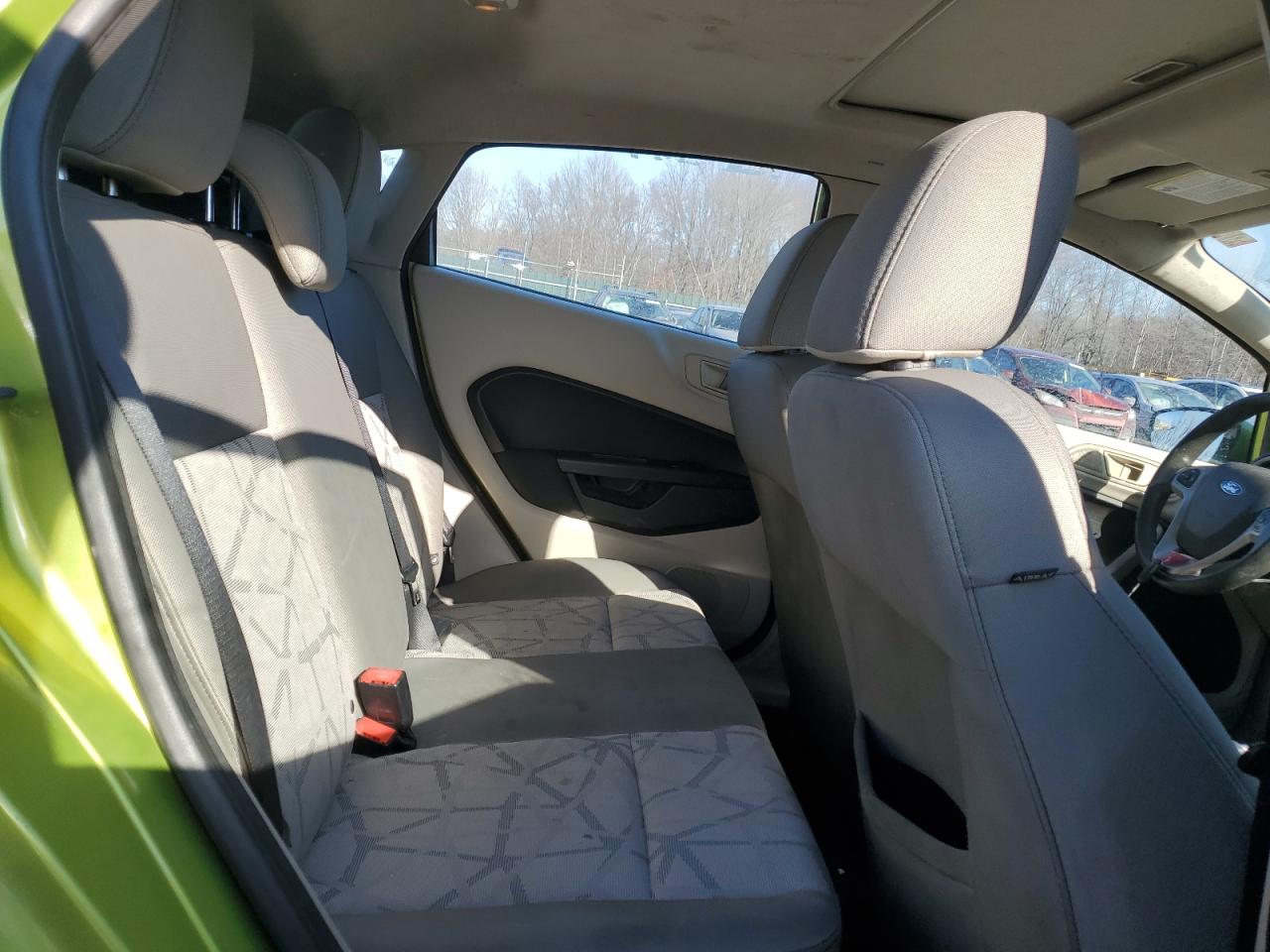 2011 Ford Fiesta - Image 10