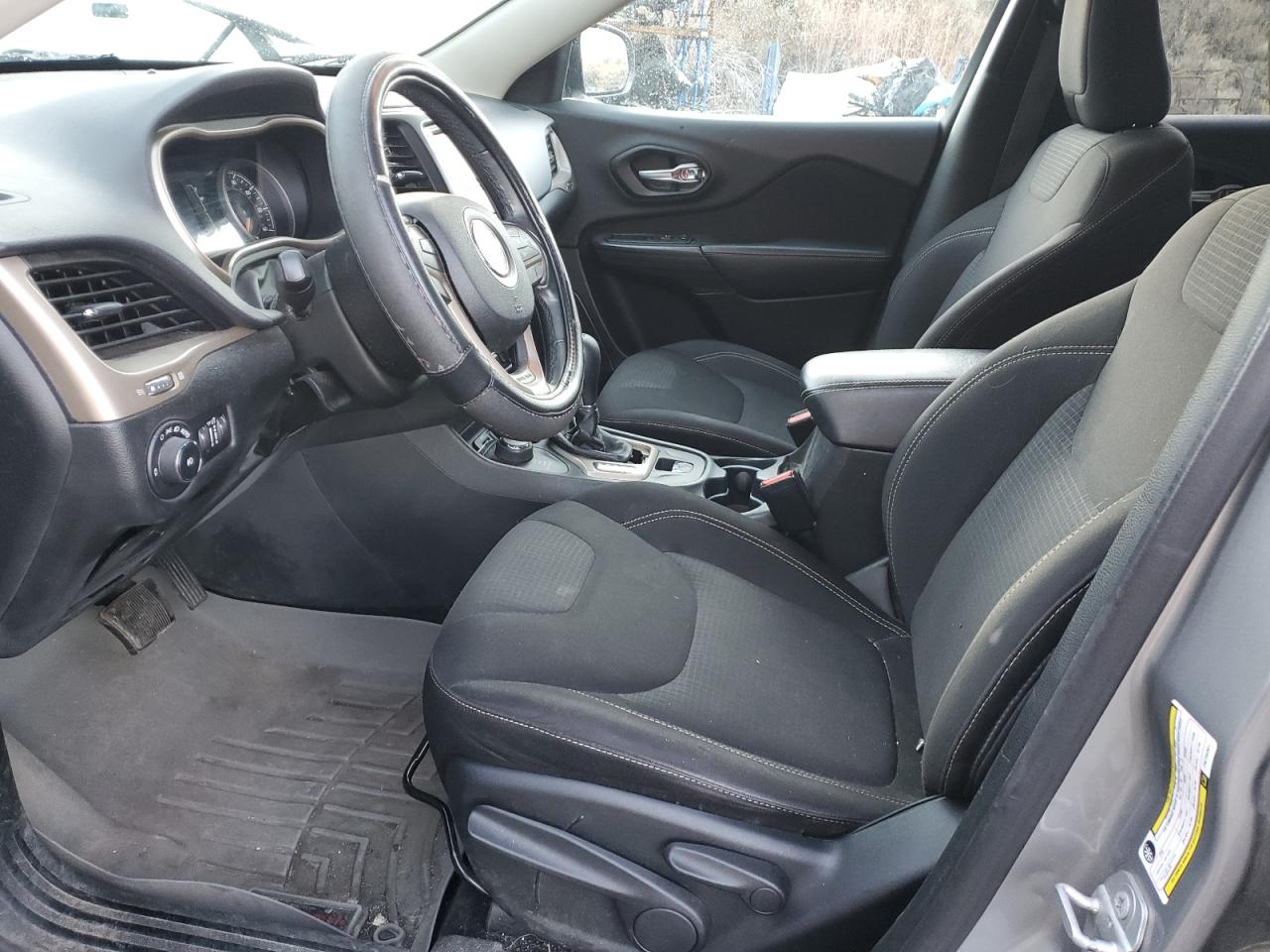2015 Jeep Grand Cherokee - Image 7