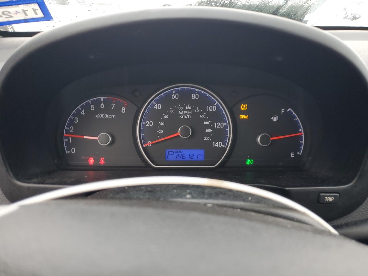 2010 Hyundai Elantra - Image 9