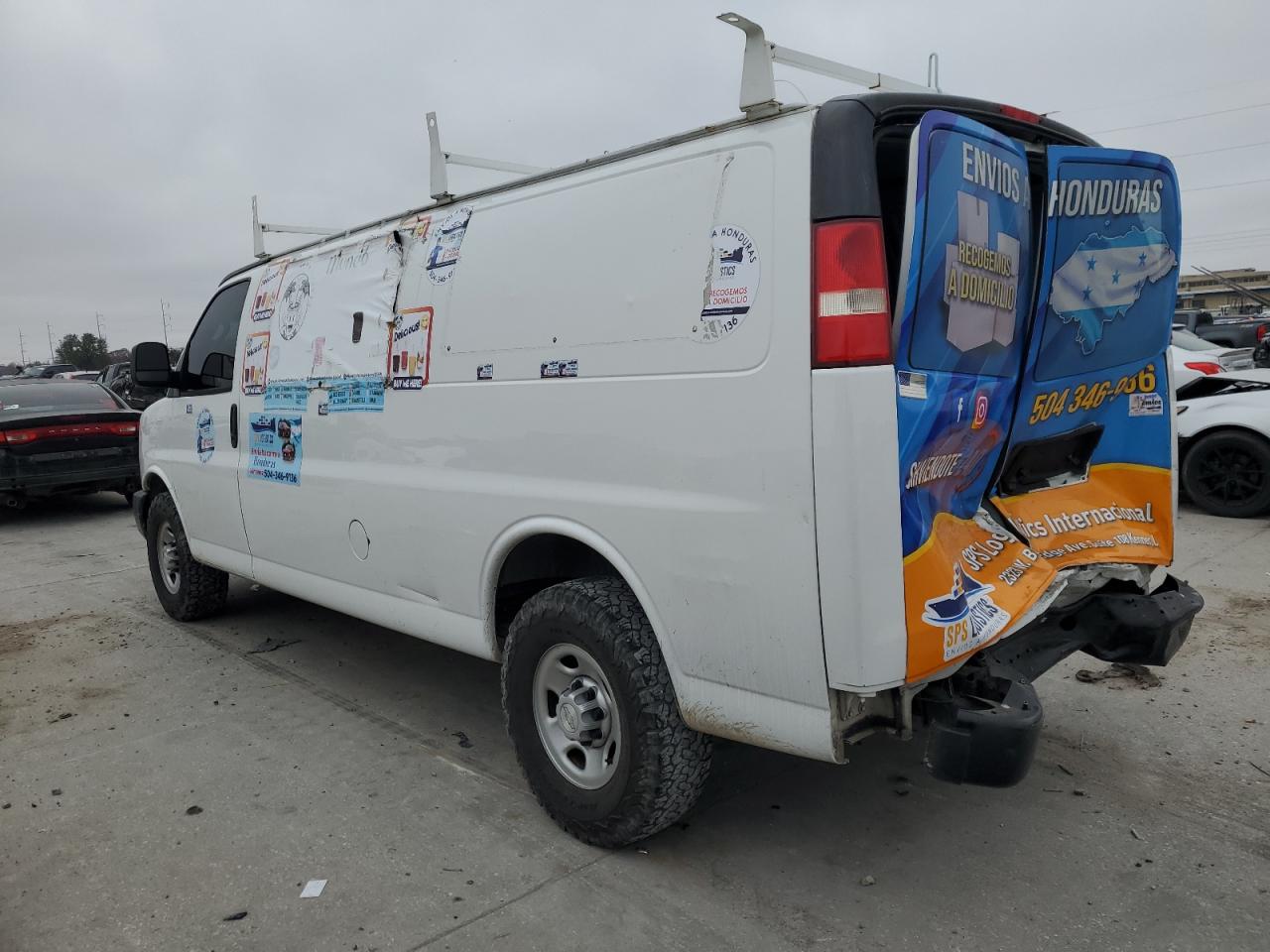 2018 Chevrolet Express - Image 2