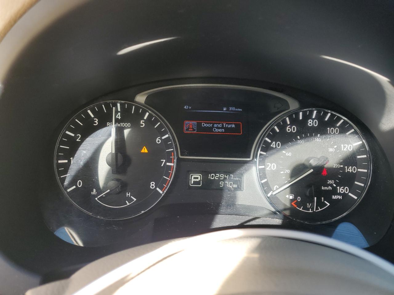 2015 Nissan Altima - Image 9