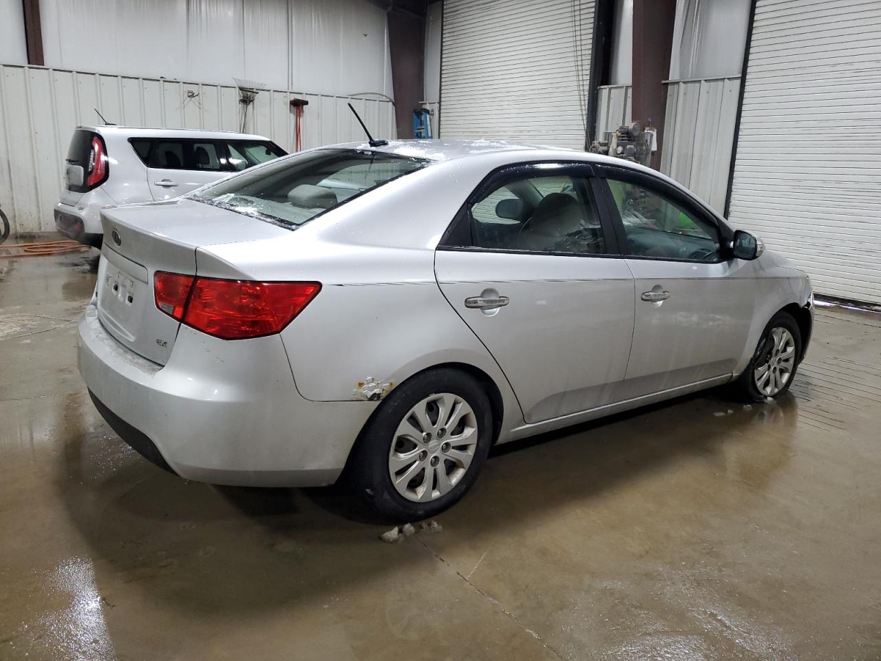 2010 Kia Forte - Image 3