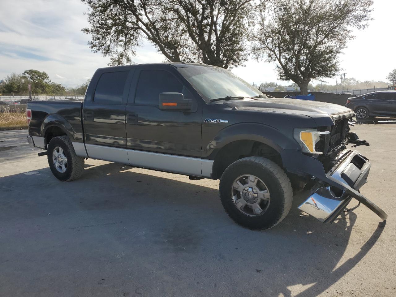 2010 Ford F-150 - Image 4