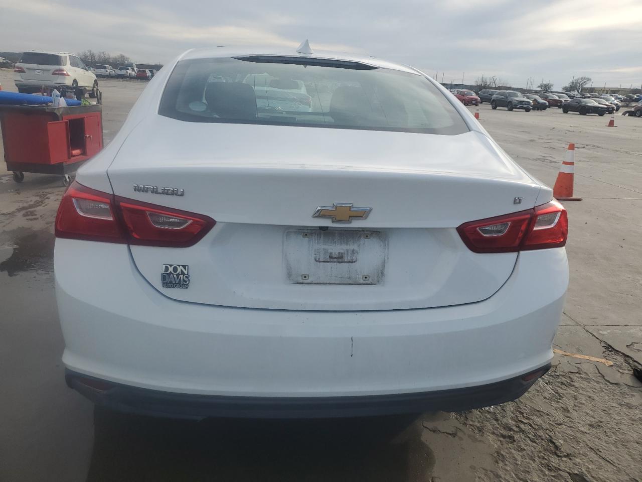 2018 Chevrolet Malibu - Image 6