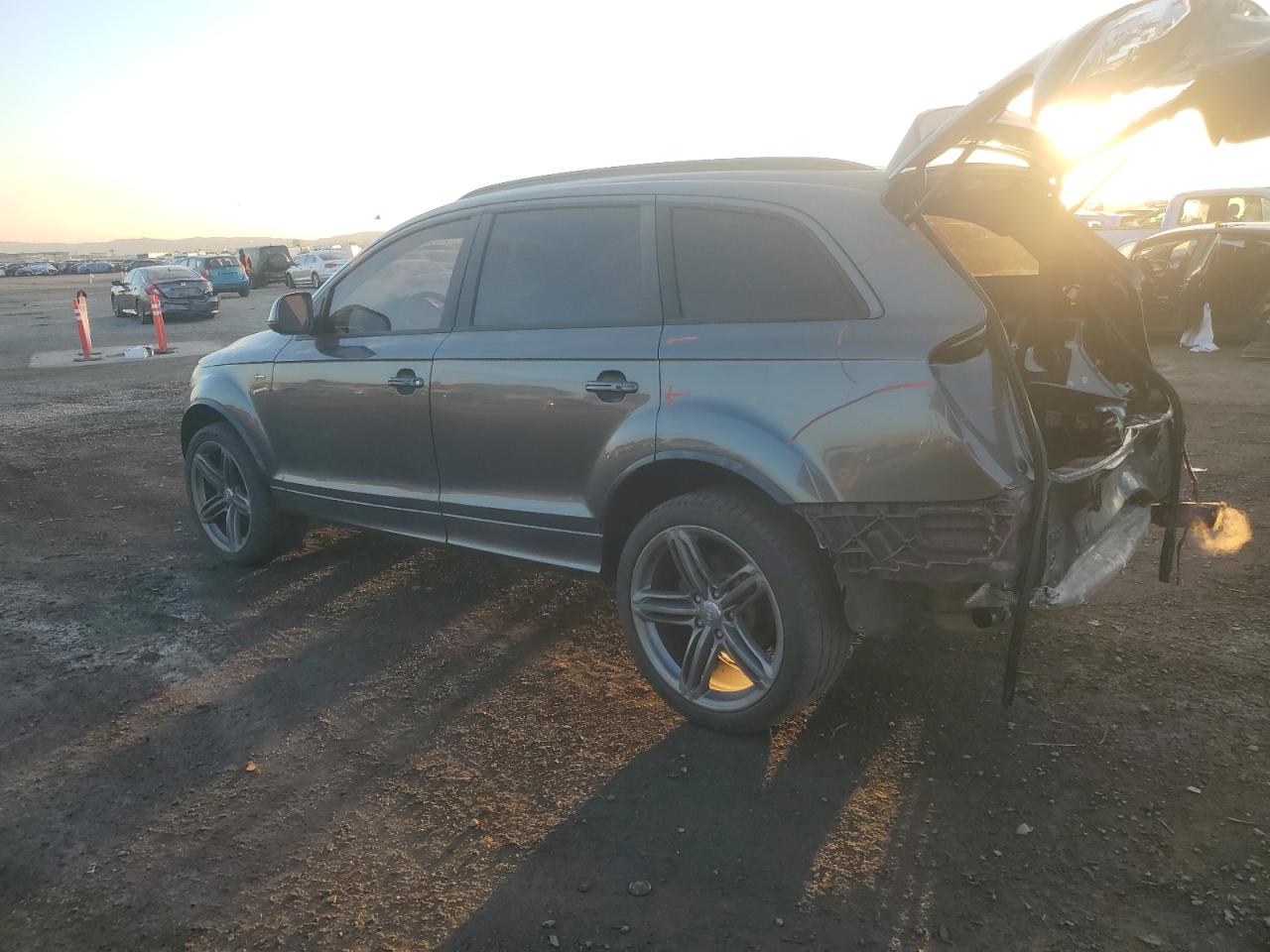 2014 Audi Q7 - Image 2