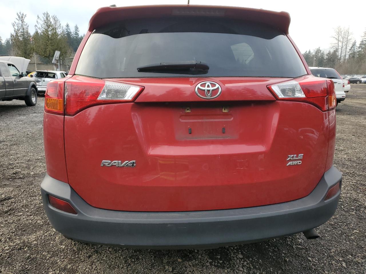 VIN JTMRFREVXDD006868 2013 TOYOTA RAV4 no.6