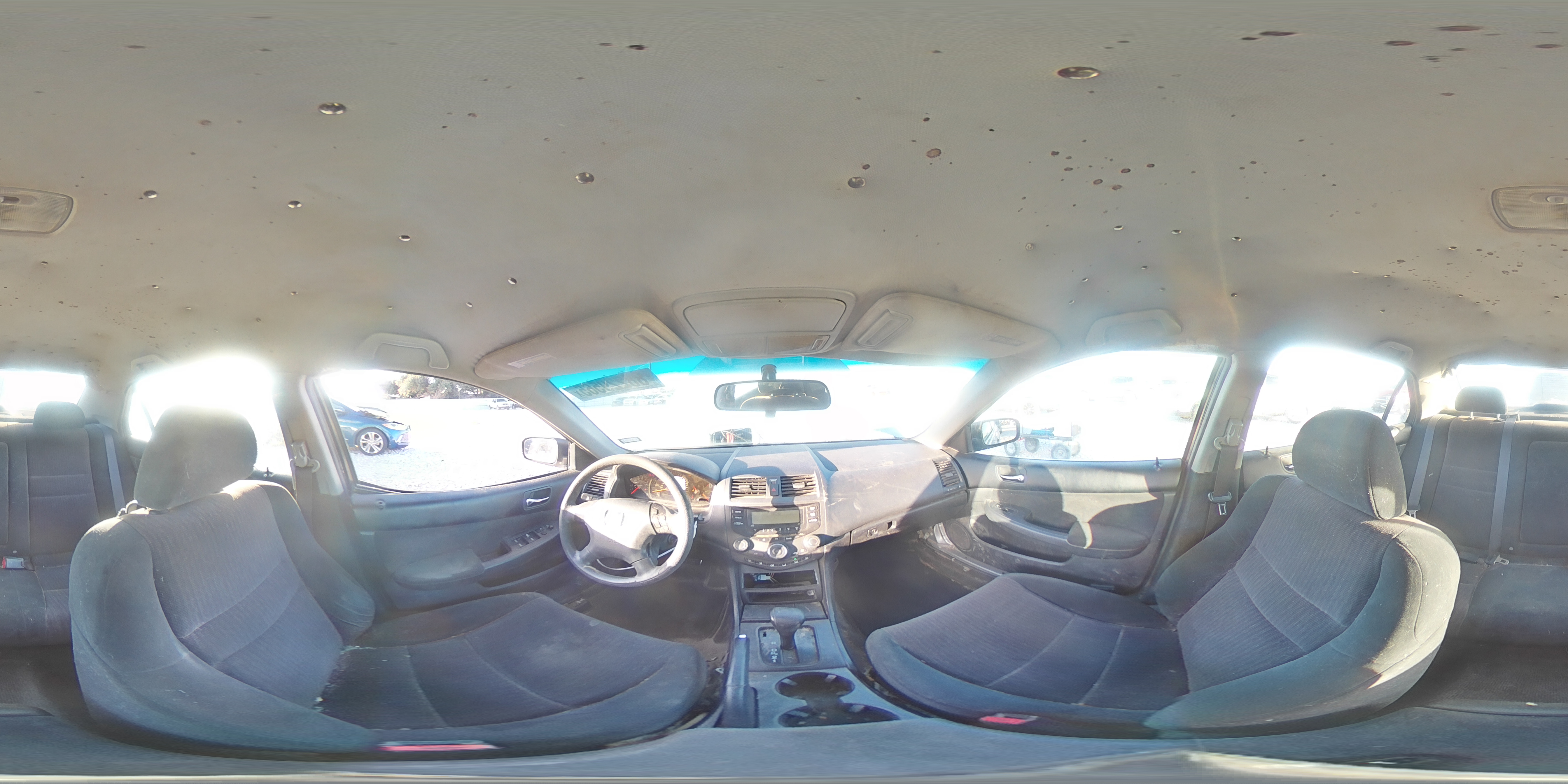 2004 Honda Accord - Image 13