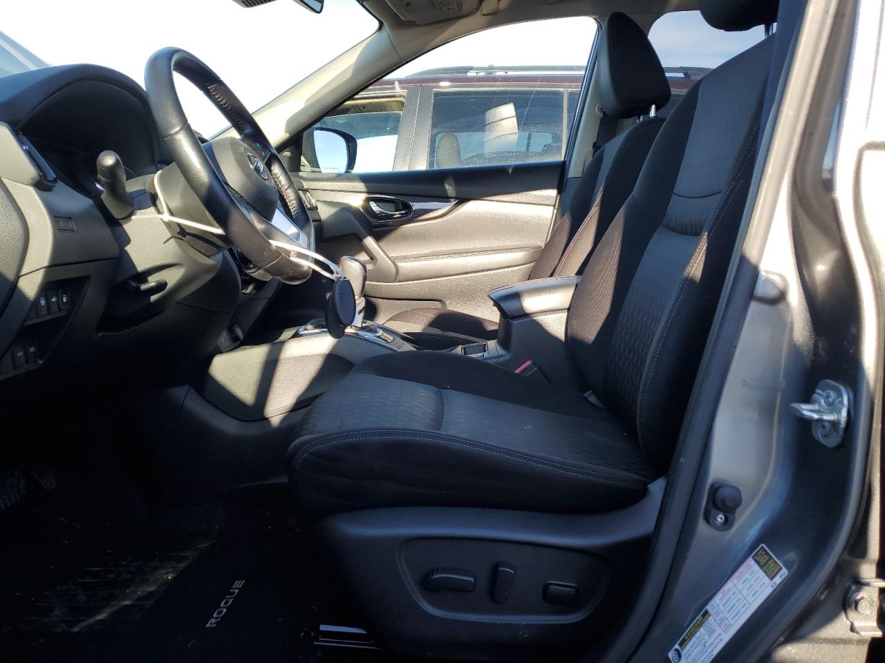 2020 Nissan Rogue - Image 7