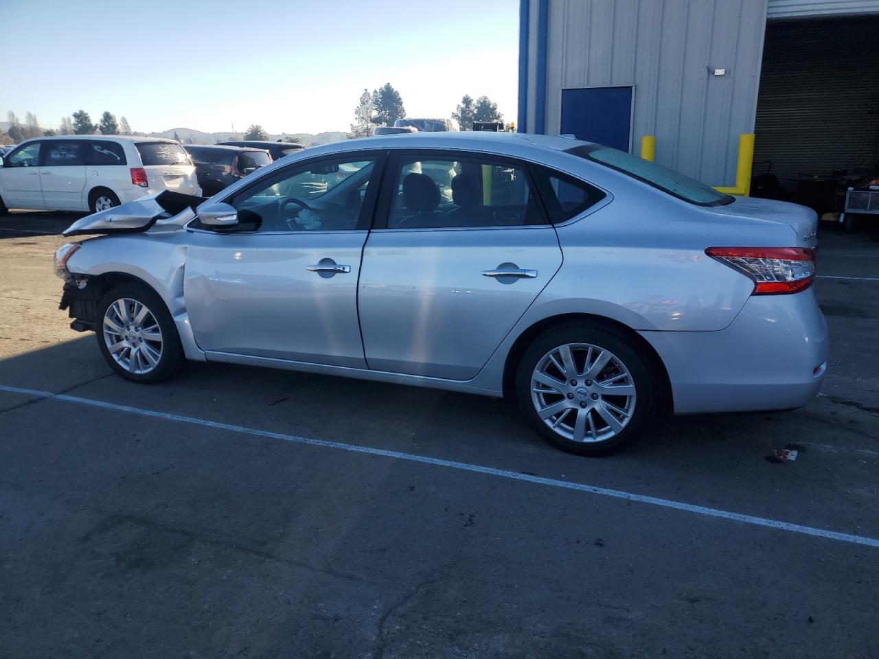 2014 Nissan Sentra - Image 2