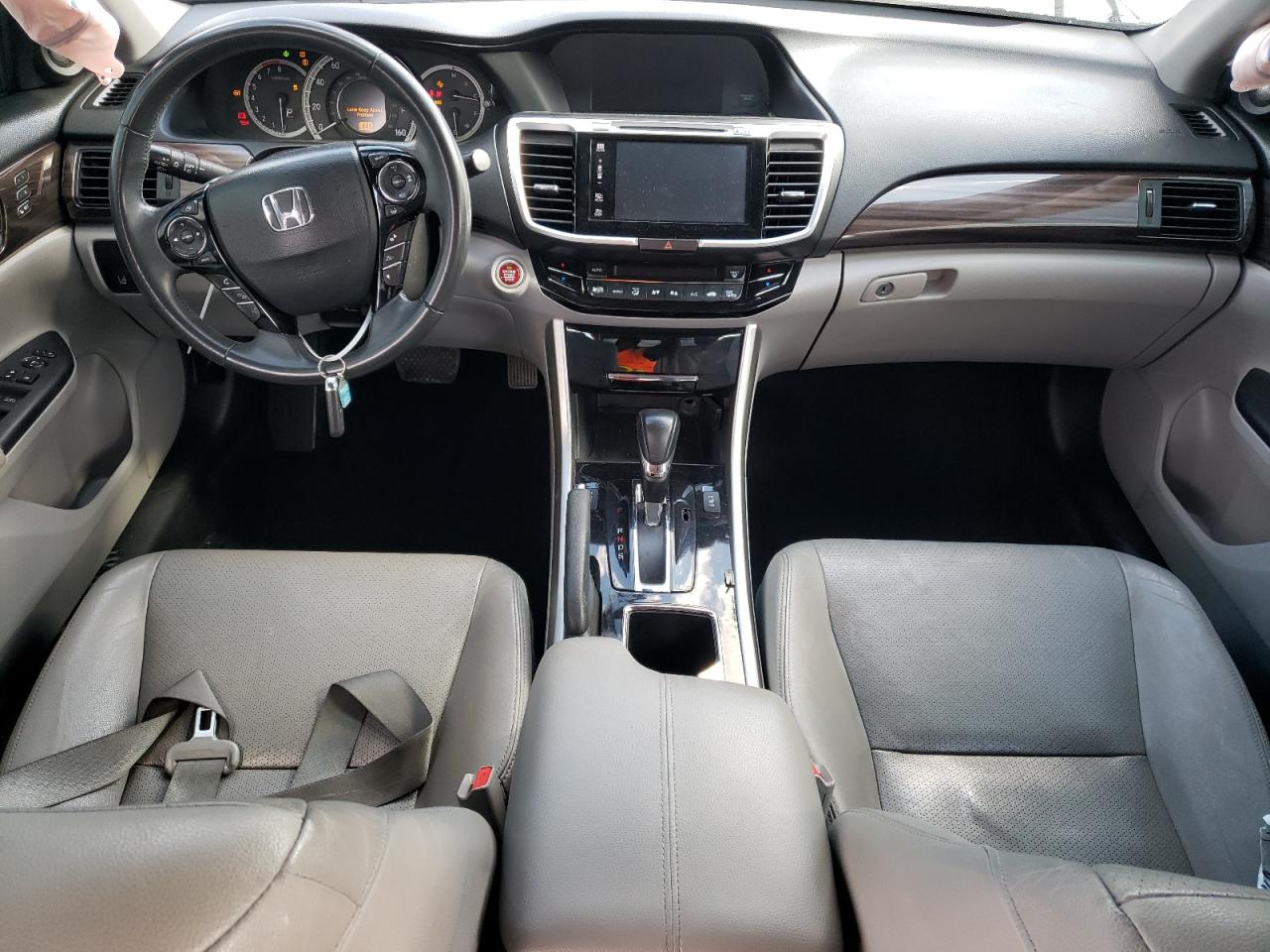 2017 Honda Accord - Image 8
