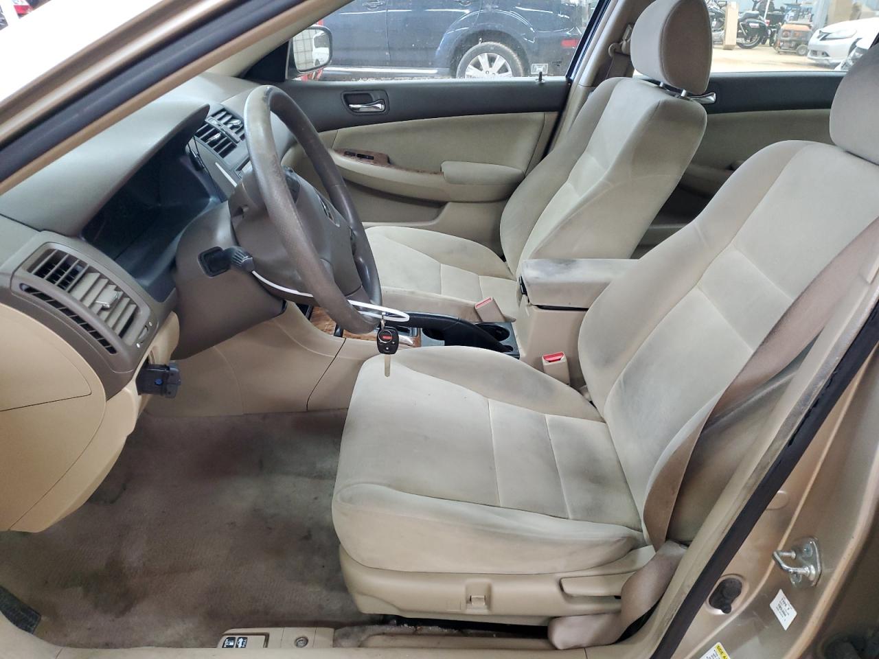 2004 Honda Accord - Image 7