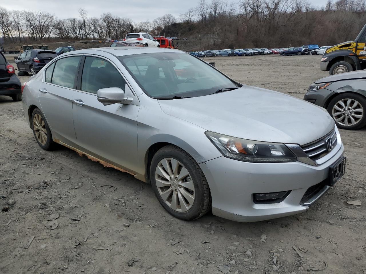 VIN 1HGCR2F89EA059983 2014 HONDA ACCORD no.4